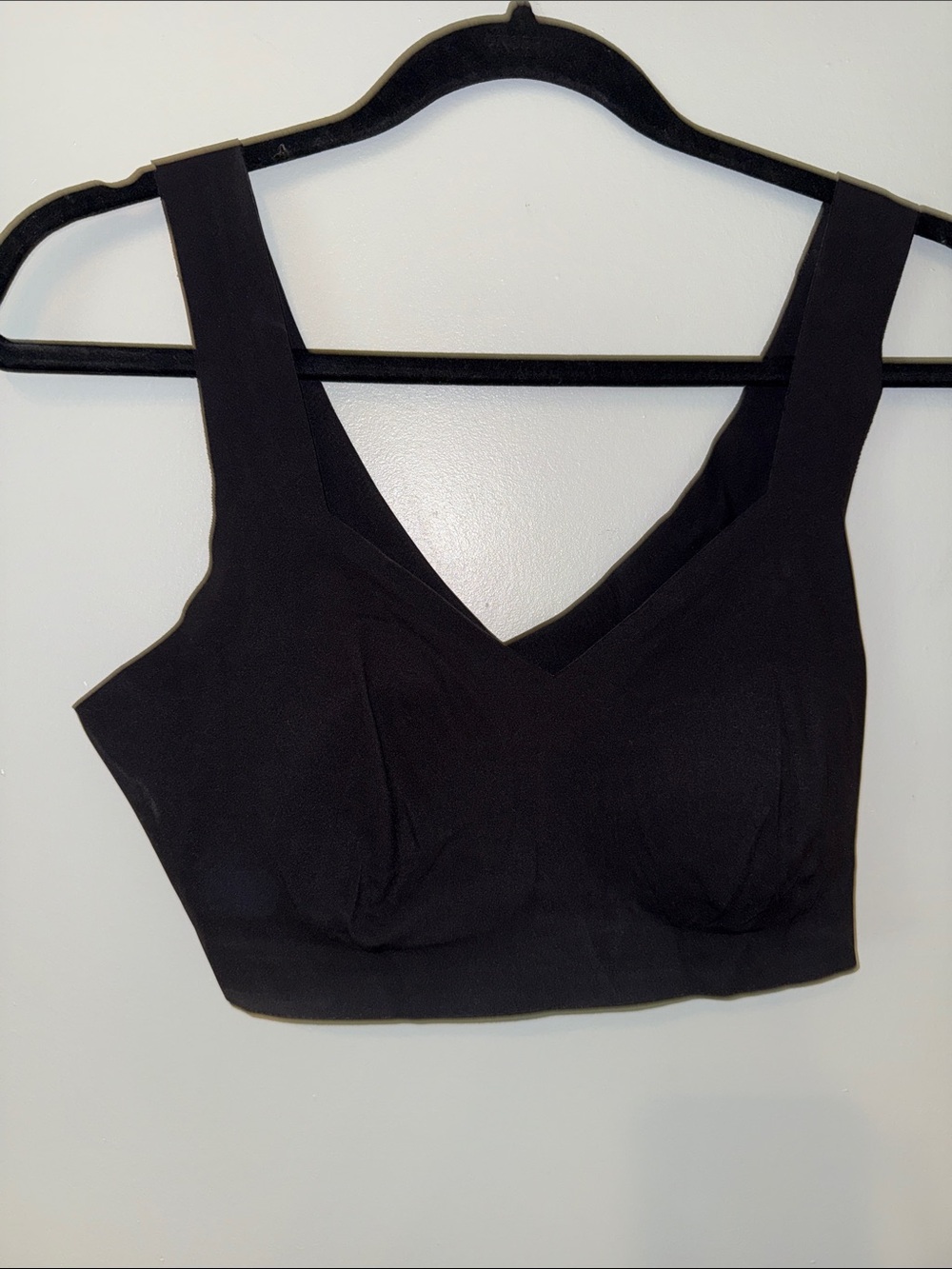 aerie Black V-Neck Wireless Crop Bralette